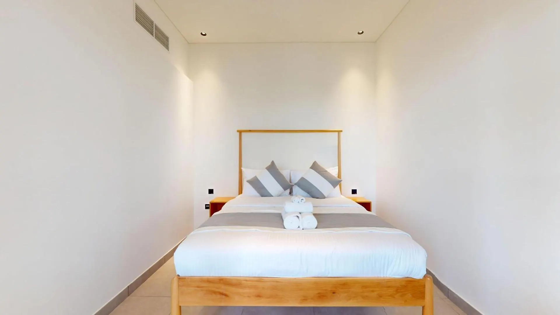 The Community Hotel Dubai 0*,